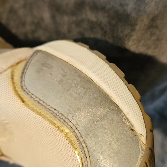 Michael Kors Women's Sneakers Sz. 10 Training Shoes Gray & Gold 2.5" Heel - Picture 7 of 13